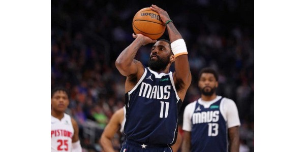 Kyrie Irving versucht, seine innere Enttäuschung zu kontrollieren